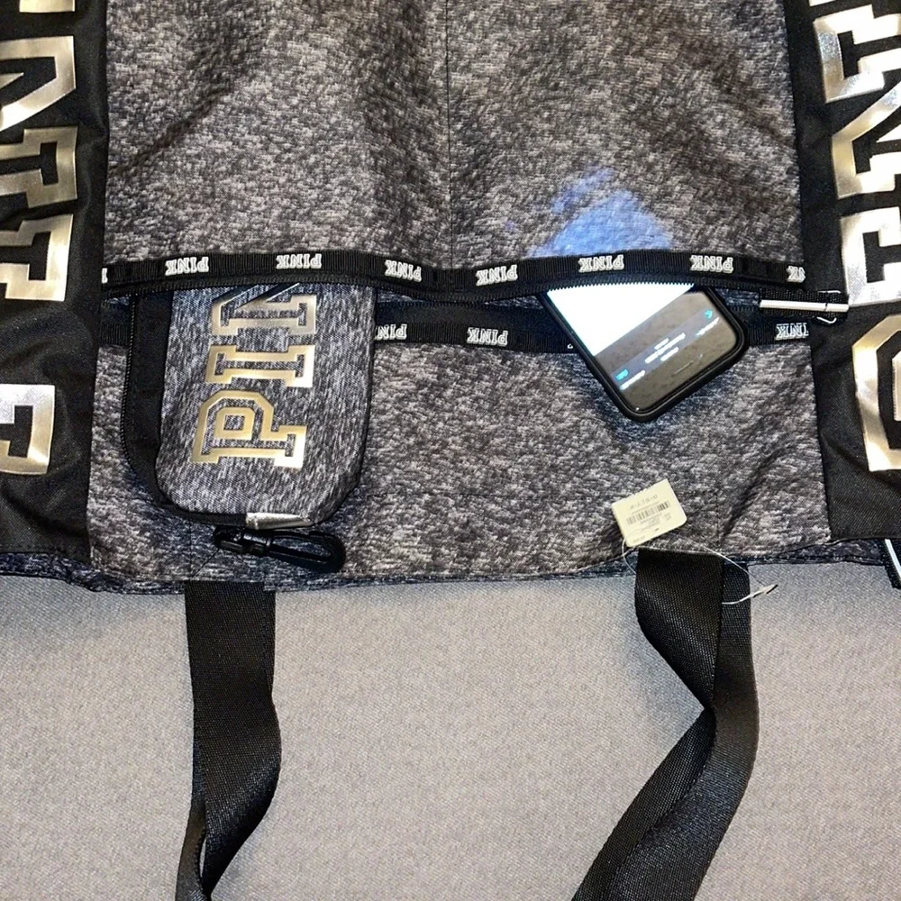 NWT.  Victoria’s Secret Pink Bling Foil Logo Tote Bag + Make-up case. - Picture 3 of 10